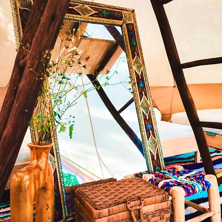 Le Travers Ajoux - Camping Gite Evenement Zimmer foto